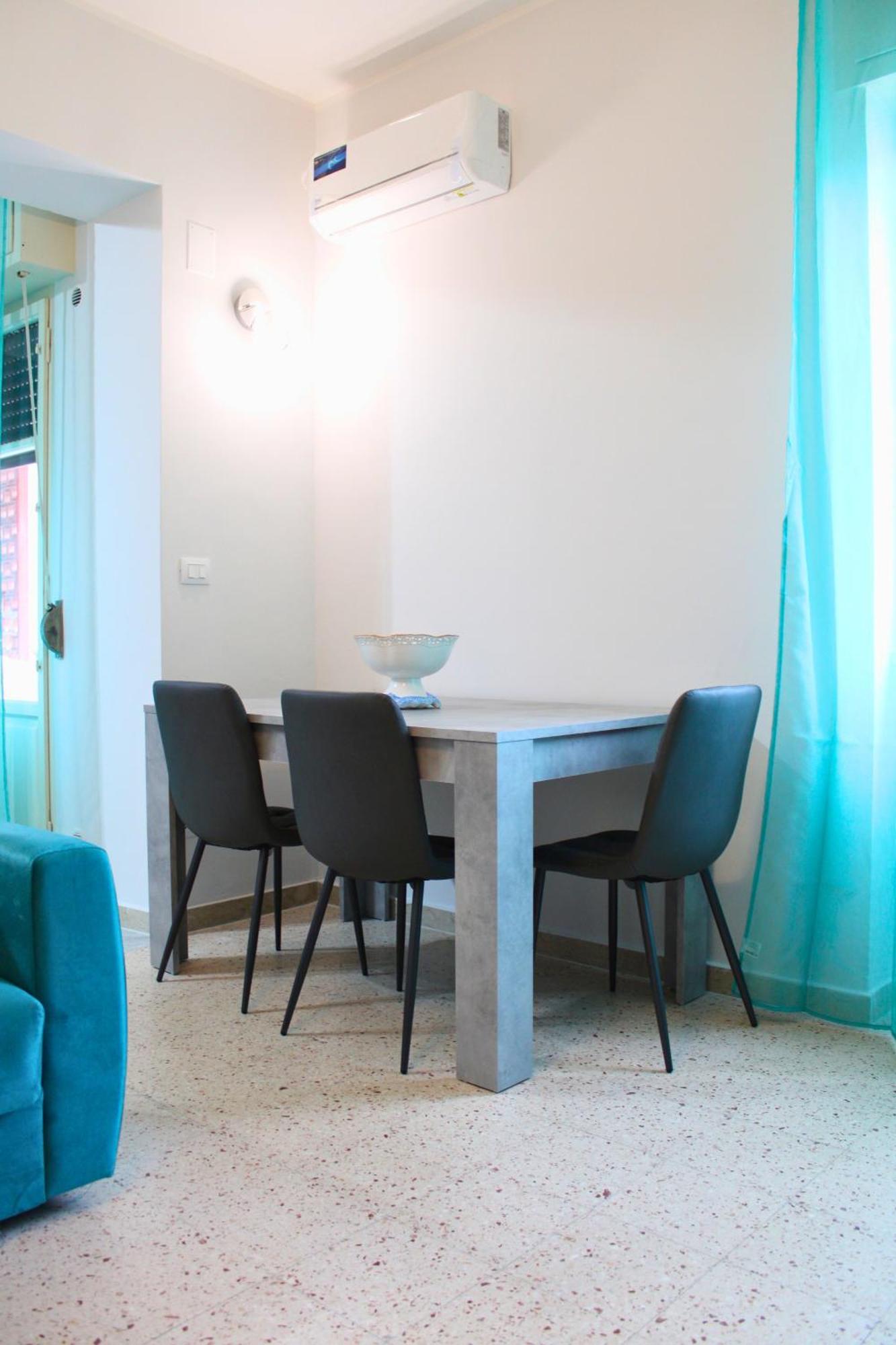 Lilith Apartment Милаццо Экстерьер фото
